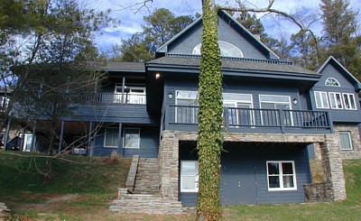 Custom Lake Home