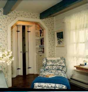 Bedroom Office Storage